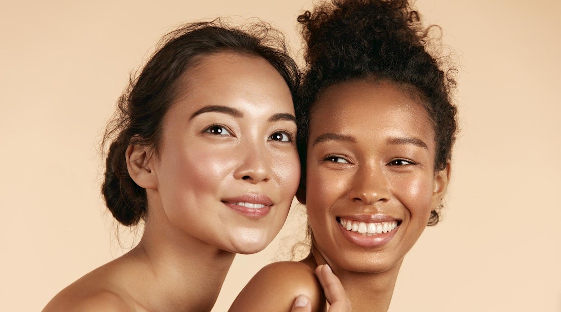 在最新一期的专业美容杂志中谈论所有关于谷胱甘肽的事情！